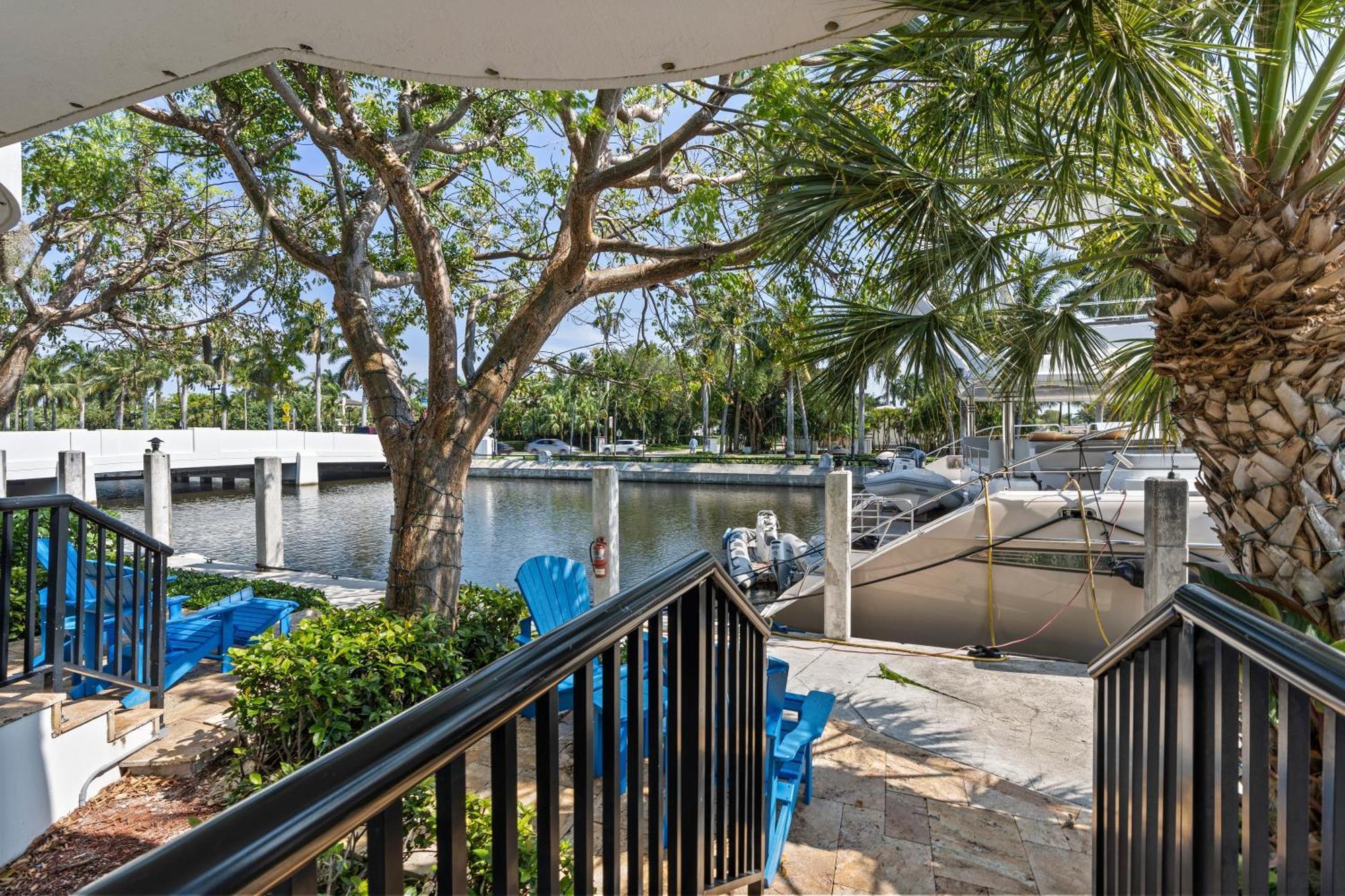 Isle Of Venice Residence And Marina Fort Lauderdale Exterior photo